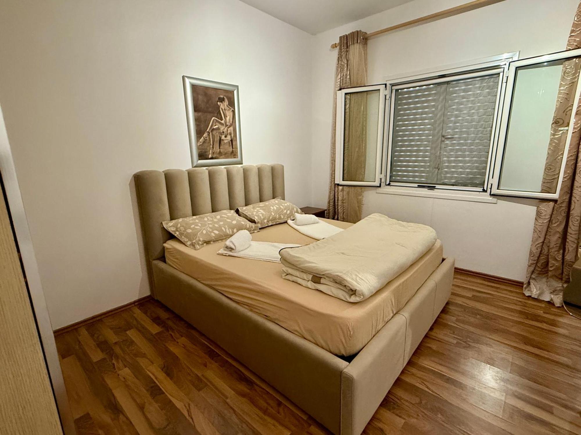 Vila Elezi Piqeras Борш Экстерьер фото